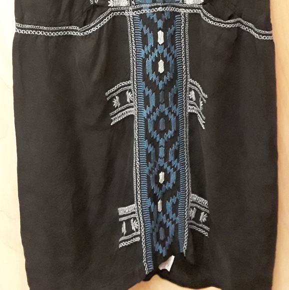 Johnny Was Black Blue Embroidered Pocket Tunic - Picture 7 of 8
